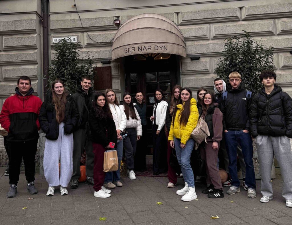 Навчаємось, переймаючи досвід найкращих!