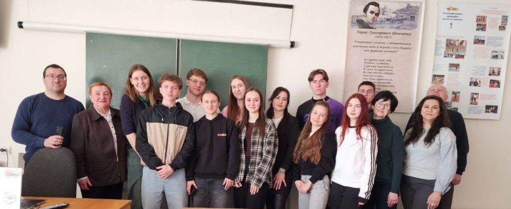 Дух Карпат і виклик для сильних: у ЛДУФК імені Івана Боберського відбулася зустріч зі скауткою «Пласту»