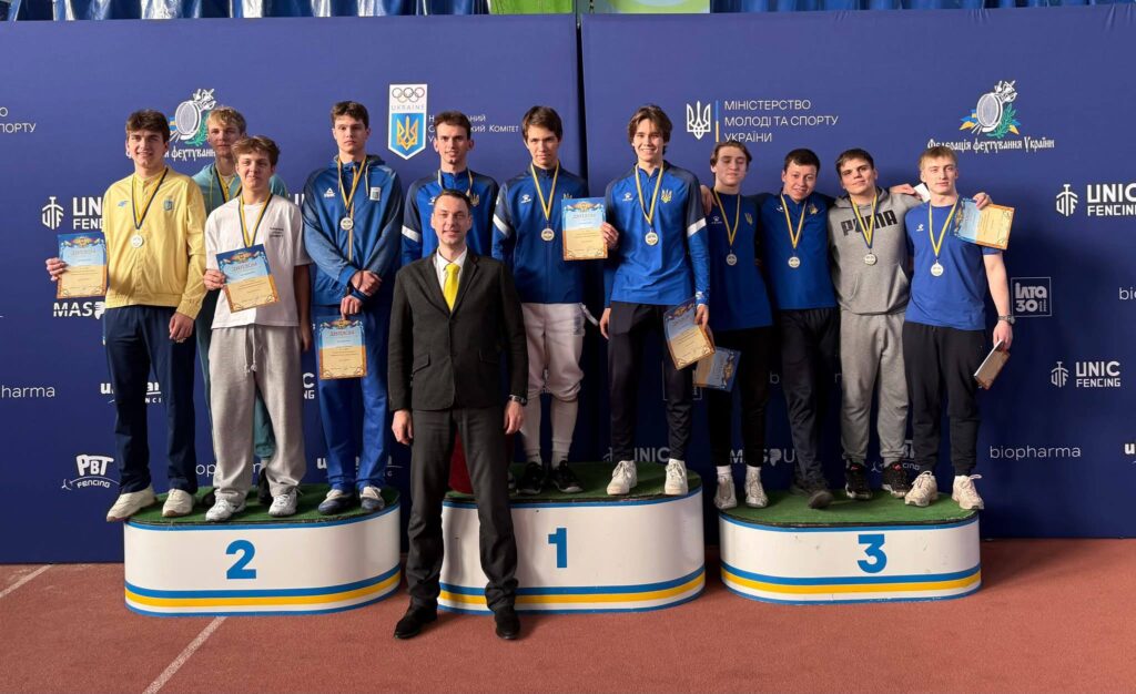 У манежі НСК «СКІФ» відбувся чемпіонат України з фехтування серед молоді