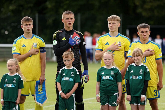 Збірна України U-19 з футболу поступилася у півфіналі чемпіонату Європи